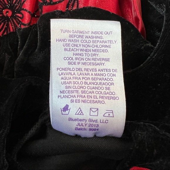 Blueberi Blvd Velvety Long-sleeve Holiday Dress | 2T - Picture 11 of 12